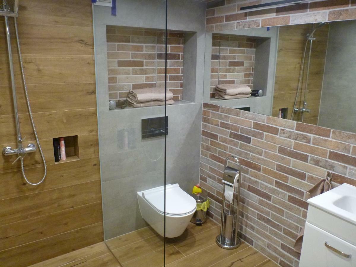 Apartament Na Brodatego Wroclaw Exterior photo